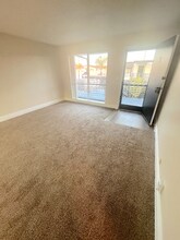 931 W 19th St in Costa Mesa, CA - Building Photo - Building Photo