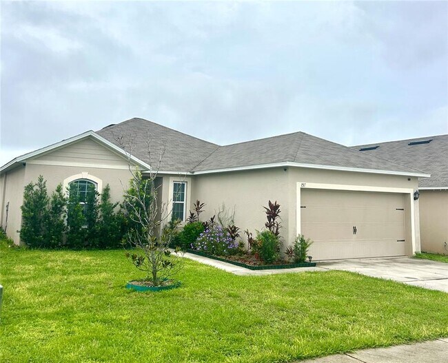 157 Sunny Day Wy in Davenport, FL - Building Photo - Building Photo