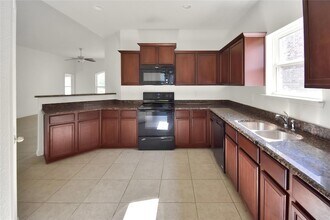 2337 Sephora Ct, Unit Tower A-A-721 in Anna, TX - Building Photo - Building Photo