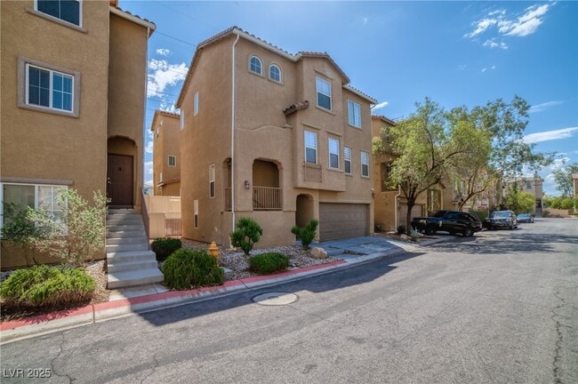 1283 Little Boy Blue Ave in Las Vegas, NV - Building Photo - Building Photo