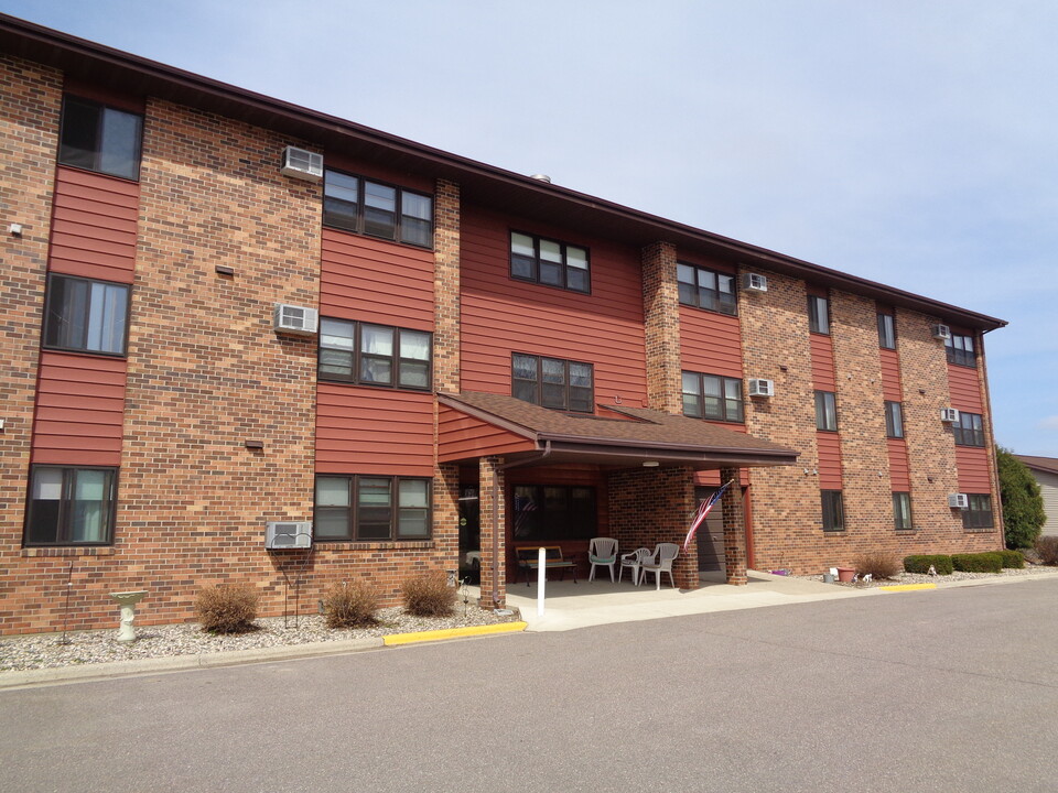 Fairview Apartments in Fairfax, MN - Foto de edificio