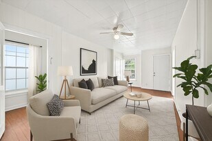 4212 Woodhead St in Houston, TX - Building Photo