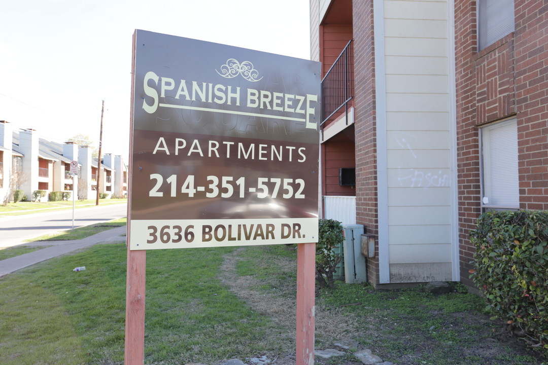 Spanish Breeze in Dallas, TX - Foto de edificio