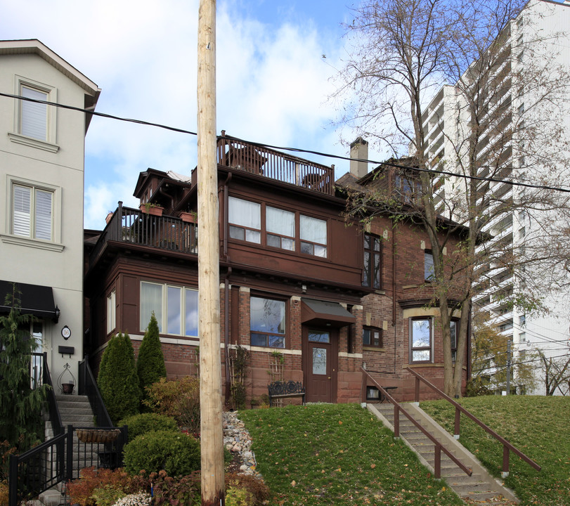 James Harris House in Toronto, ON - Building Photo