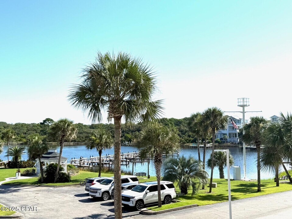 23223 Front Beach Rd in Panama City Beach, FL - Building Photo