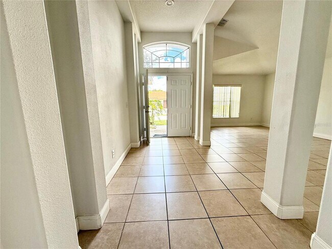 342 Cheshire Way in Davenport, FL - Building Photo - Building Photo