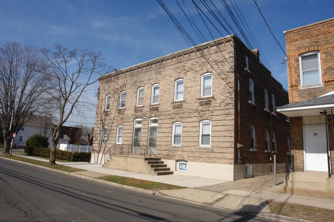 86-88 W 2nd St in Bound Brook, NJ - Building Photo