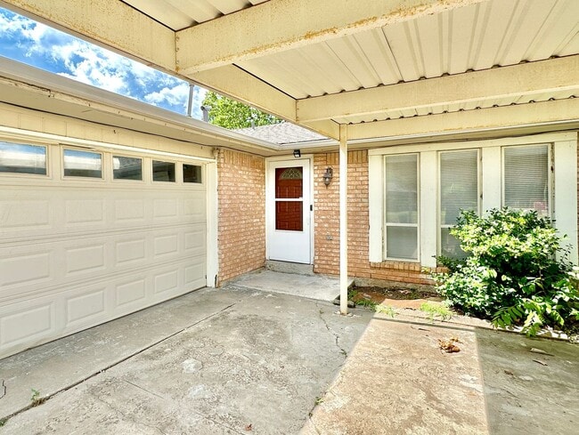 4606 NE Euclid Ave in Lawton, OK - Foto de edificio - Building Photo