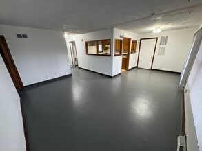 5433 W Hughes St in Lincoln, NE - Building Photo - Building Photo