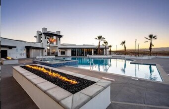 758 W Sunfire Ln in Saint George, UT - Foto de edificio - Building Photo