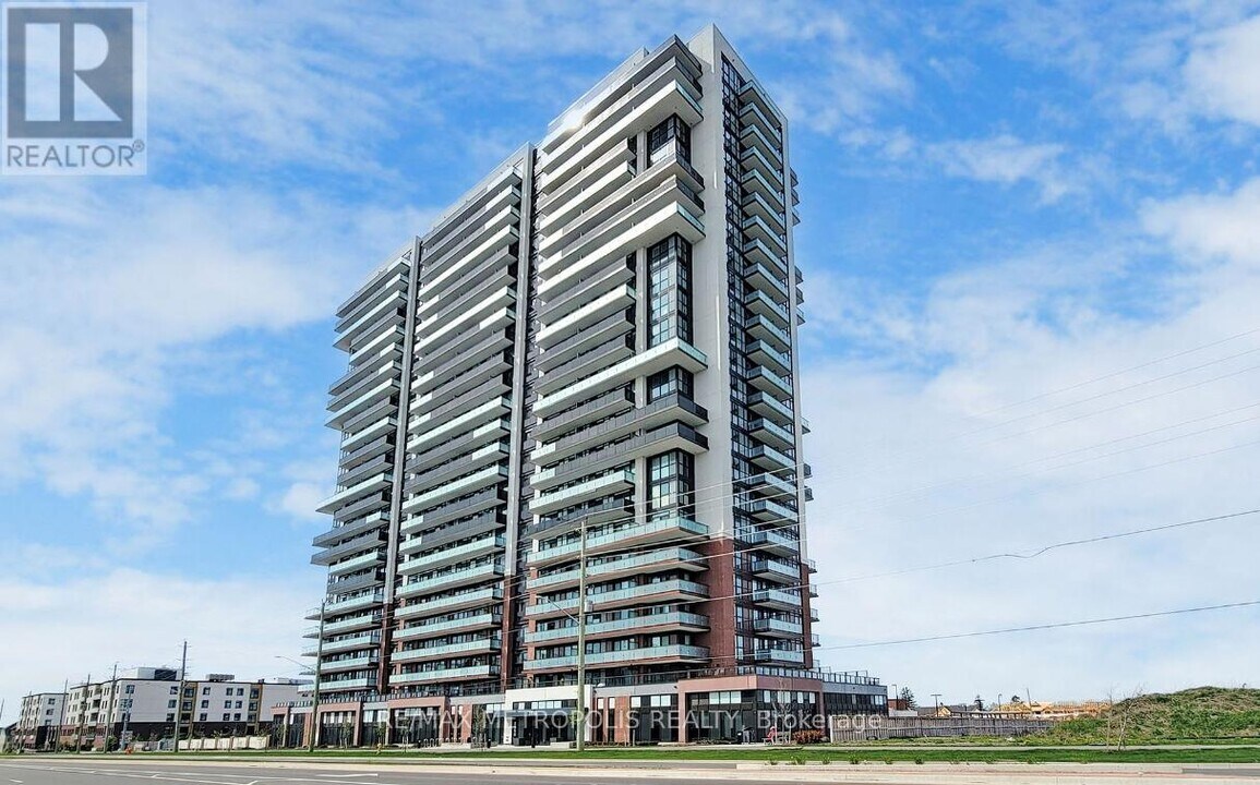 2550-2550 Simcoe St N in Oshawa, ON - Building Photo