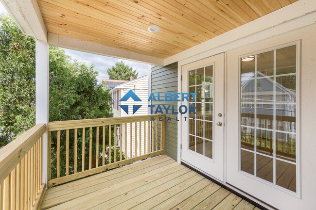 217 Arlington St, Unit 1