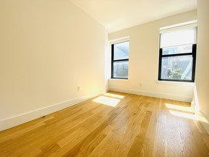 113 Stanton St in New York, NY - Building Photo - Floor Plan