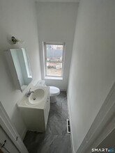 86 Spring St in West Haven, CT - Foto de edificio - Building Photo