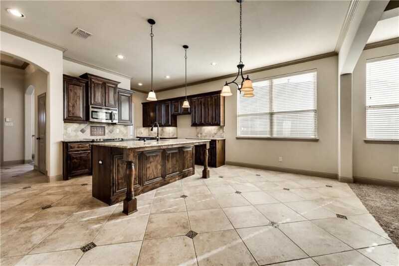 3028 Marble Falls Dr in Forney, TX - Building Photo