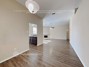 905 Hidden Oaks Dr in Burleson, TX - Building Photo - Building Photo