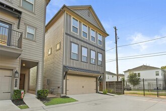 2123 Sequoia Woods Dr in Houston, TX - Building Photo - Building Photo