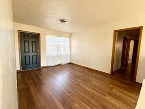 1412 Hayes St in Norman, OK - Building Photo - Building Photo