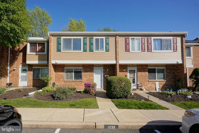 property at 1035 Pendleton Ct