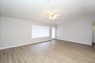 6854 Cedar Ridge Cir in Milton, FL - Building Photo - Building Photo