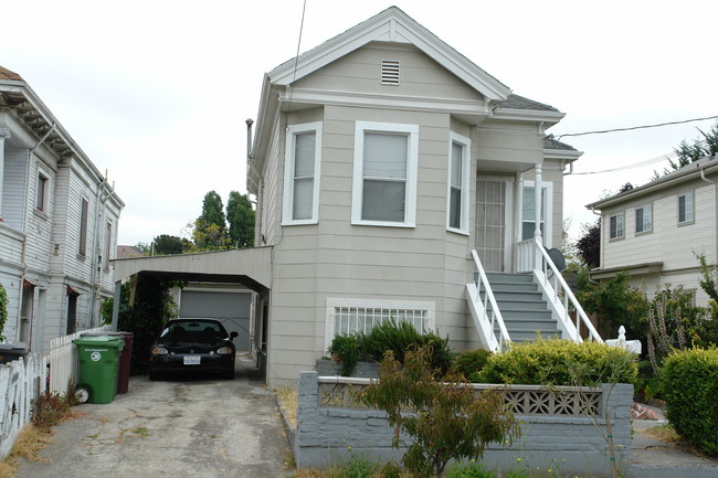 5848 Occidental St in Oakland, CA - Building Photo - Building Photo