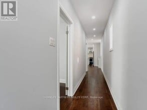 532 Jane St in Toronto, ON - Building Photo - Building Photo