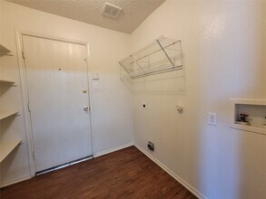 1815 Brookwood Dr in Terrell, TX - Building Photo - Building Photo