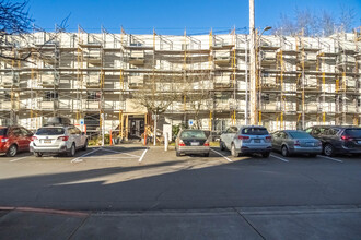 Westminster Manor Apartments in Shoreline, WA - Building Photo - Building Photo