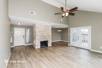 15907 Red Willow Dr in Houston, TX - Building Photo - Building Photo