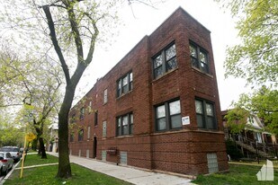 3524 W Grace St, Unit 2 in Chicago, IL - Building Photo