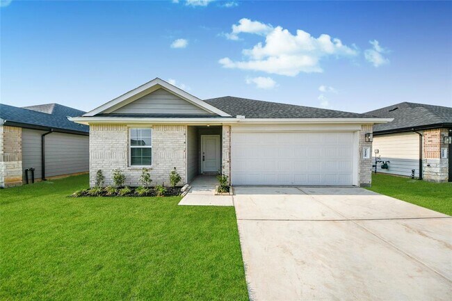 31146 Yatesbury Ln
