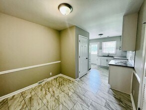 3821 Rosehaven Dr in Charlotte, NC - Building Photo - Building Photo