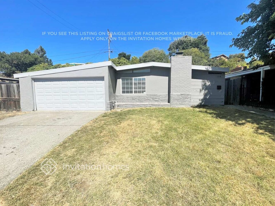 1218 Coronel Ave in Vallejo, CA - Building Photo