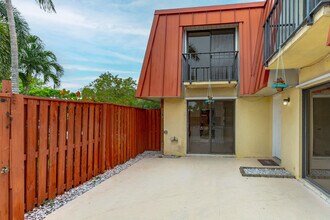 3345 Meridian B Way in Riviera Beach, FL - Building Photo - Building Photo