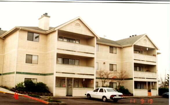 Buchheit Gardens in Kent, WA - Building Photo