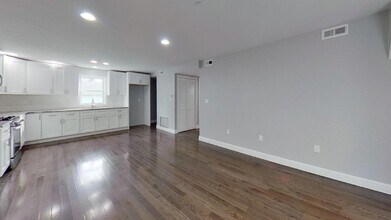 15 Leedsville St, Unit #2 in Boston, MA - Building Photo - Building Photo