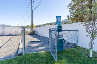 Silver Leaf Apartments in Smelterville, ID - Foto de edificio - Building Photo