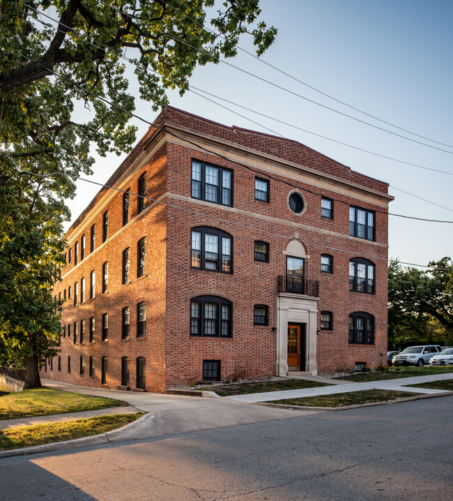 Bryn Mawr Apartments
