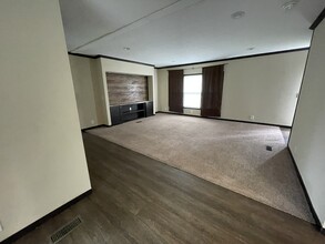 503 Old Airport Rd in Hillsboro, TN - Building Photo - Building Photo