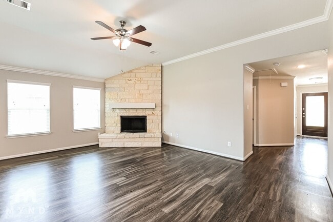 16658 Bluefin St in Crosby, TX - Foto de edificio - Building Photo