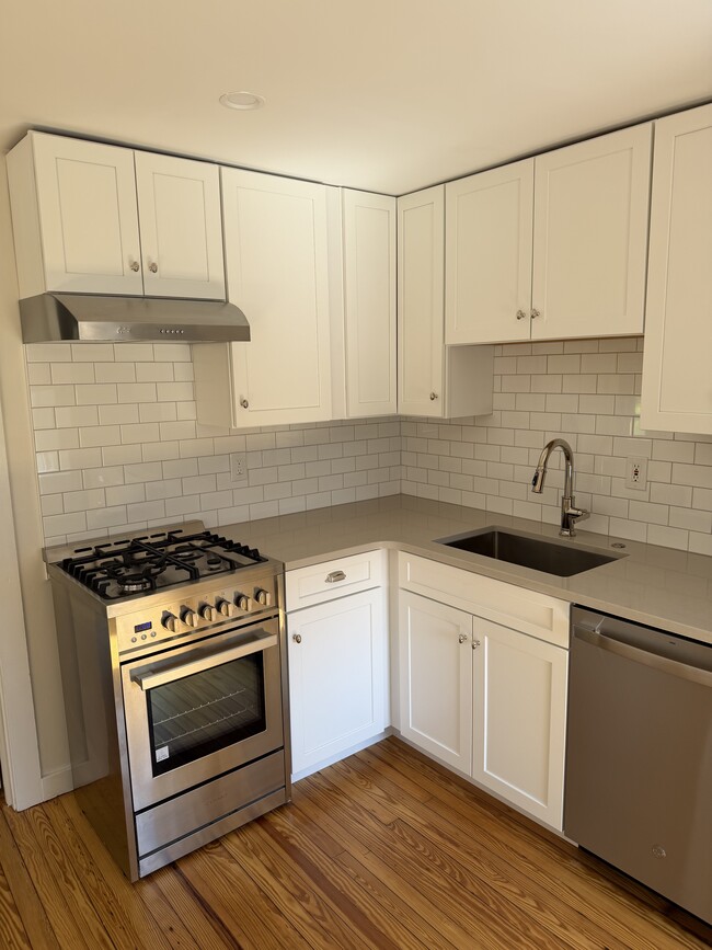 413 Skippack Pike, Unit Barn Apartment in Fort Washington, PA - Foto de edificio - Building Photo