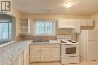 72 St Francis St in Ottawa, ON - Building Photo - Building Photo