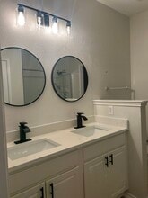 8012 Wyoming Dr in Fort Worth, TX - Building Photo - Building Photo