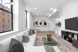 500 E 73rd St in New York, NY - Building Photo - Building Photo