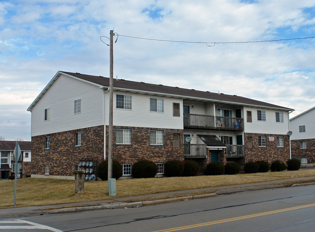 380 W Market St in Xenia, OH - Building Photo - Building Photo