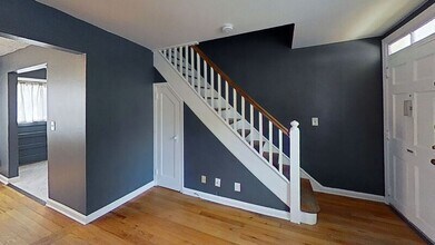 441 Cold Spring Ave in West Springfield, MA - Building Photo - Building Photo