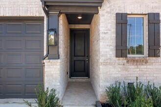 26383 Golden Pass Lp in Montgomery, TX - Building Photo - Building Photo