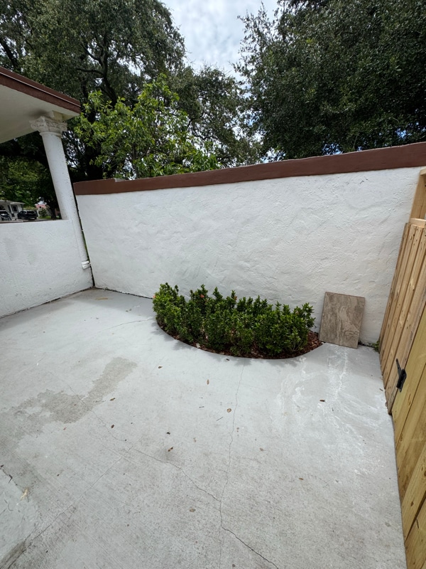 1285 NE 143rd St in North Miami, FL - Building Photo - Building Photo