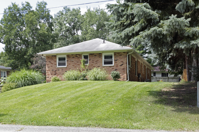 7724 Garden Ln in Portage, MI - Building Photo - Building Photo