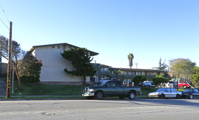 268 Carmel Ave in Marina, CA - Building Photo - Building Photo